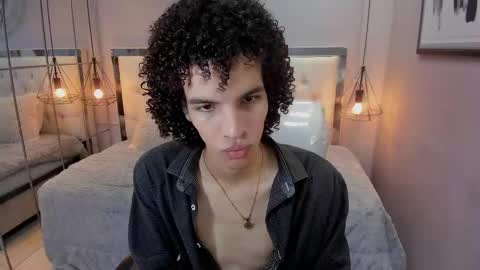 Snapshot of felix_haze chatting on May 24, 2026, 5:40 pm FELIPE online show from May 24, 2026, 5:40 pm