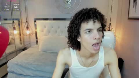 Snapshot of felix_haze chatting on June 7, 2026, 6:11 pm FELIPE online show from June 7, 2026, 6:11 pm
