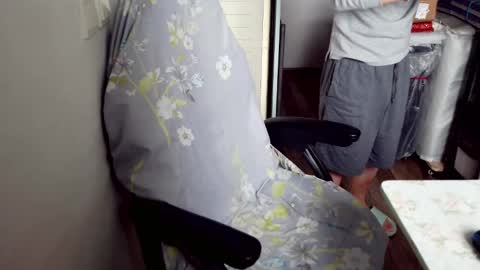 felixlau online show from December 23, 2025, 3:48 am