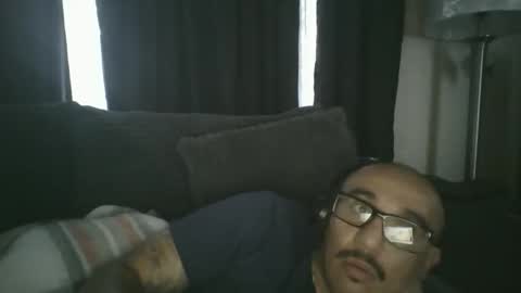 felixrlarios25 online show from June 3, 2026, 2:33 pm