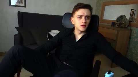 FelixStark online show from November 28, 2025, 4:48 am