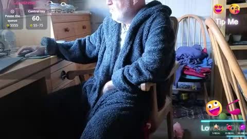 Snapshot of fellainsp8 chatting on September 23, 2025, 7:44 am Adam online show from September 23, 2025, 7:44 am