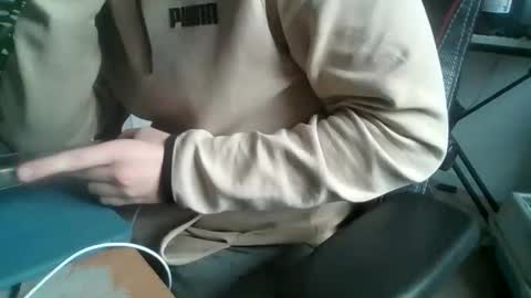 fem_alice_louis_dom online show from October 8, 2025, 10:02 am