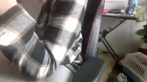 fem_alice_louis_dom online show from October 16, 2025, 8:37 am