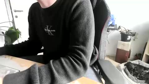 fem_alice_louis_dom online show from March 24, 2026, 9:47 am