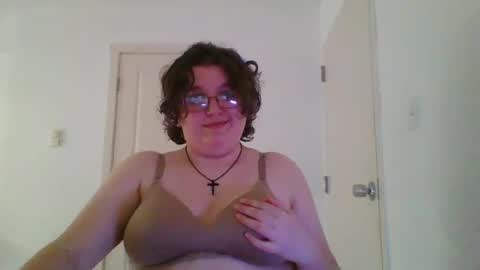 Snapshot of femcelsam chatting on August 3, 2026, 1:48 am femcelsam online show from August 3, 2026, 1:48 am