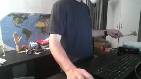 femdomsubby online show from December 14, 2024, 12:23 pm