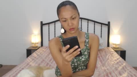 Snapshot of femininets69 chatting on February 5, 2025, 12:20 am kaylee online show from February 5, 2025, 12:20 am