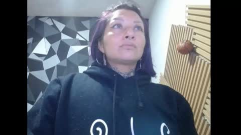 Snapshot of fenix_purple chatting on February 15, 2026, 7:10 pm FENIX online show from February 15, 2026, 7:10 pm