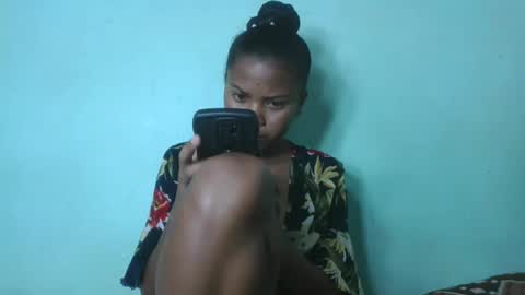 Snapshot of fenou122745 chatting on February 6, 2026, 6:33 pm fenou122745 online show from February 6, 2026, 6:33 pm