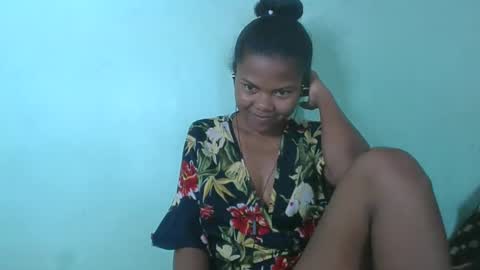 Snapshot of fenou122745 chatting on February 7, 2026, 6:39 am fenou122745 online show from February 7, 2026, 6:39 am