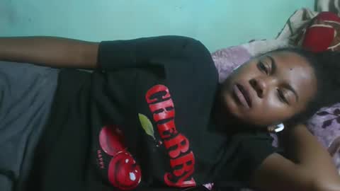 Snapshot of fenou122745 chatting on February 17, 2026, 6:03 pm fenou122745 online show from February 17, 2026, 6:03 pm