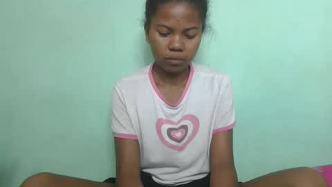 Snapshot of fenou122745 chatting on March 7, 2026, 6:43 am fenou122745 online show from March 7, 2026, 6:43 am