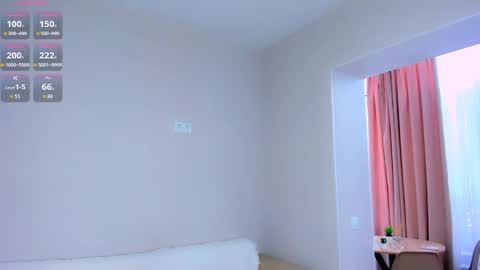Snapshot of feral__berry__ chatting on April 18, 2026, 7:34 am Regi online show from April 18, 2026, 7:34 am