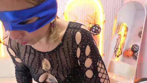 Ferchis  online show from October 11, 2025, 12:58 pm