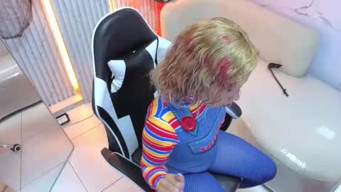 Ferchis  online show from October 31, 2025, 1:56 pm