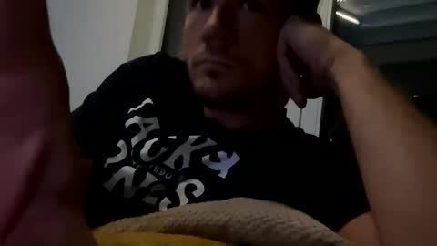 Snapshot of ferdl1988_1 chatting on October 5, 2025, 9:02 pm ferdl1988_1 online show from October 5, 2025, 9:02 pm