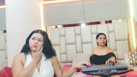 FerMartinsz online show from July 19, 2026, 1:48 pm