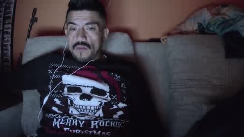 Snapshot of fernand89 chatting on December 15, 2024, 6:40 am fernand89 online show from December 15, 2024, 6:40 am