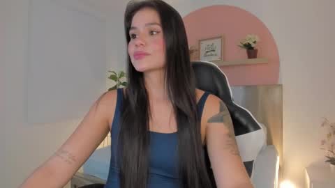 Fer  online show from October 22, 2025, 3:18 am