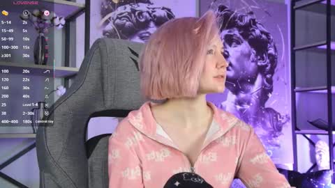 Snapshot of fetishrey chatting on November 5, 2025, 5:35 pm Rey online show from November 5, 2025, 5:35 pm