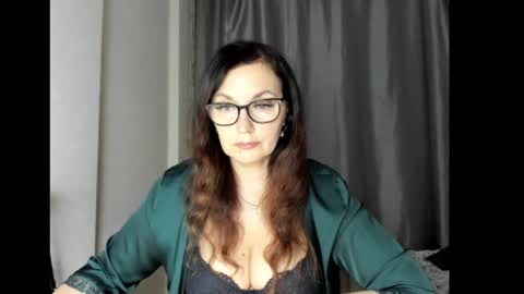 Snapshot of fey_bb chatting on March 1, 2025, 12:23 pm Milana online show from March 1, 2025, 12:23 pm