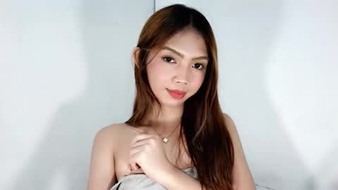 feyaaa online show from September 23, 2025, 12:24 am