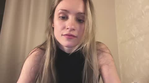 Snapshot of fflloowweerr chatting on January 21, 2025, 3:10 pm Lisa online show from January 21, 2025, 3:10 pm