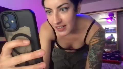 Snapshot of fgsammie chatting on September 14, 2025, 11:37 pm fgsammie online show from September 14, 2025, 11:37 pm