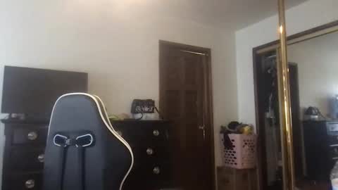 Snapshot of fgsammie chatting on November 12, 2025, 9:25 pm fgsammie online show from November 12, 2025, 9:25 pm