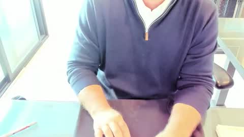 Snapshot of fhetzl chatting on October 30, 2025, 10:21 pm fhetzl online show from October 30, 2025, 10:21 pm