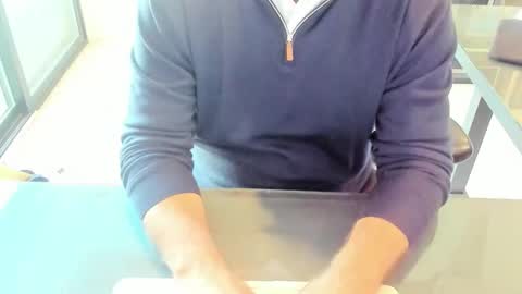 Snapshot of fhetzl chatting on November 5, 2025, 11:27 pm fhetzl online show from November 5, 2025, 11:27 pm