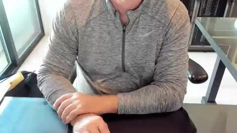 Snapshot of fhetzl chatting on November 6, 2025, 11:04 pm fhetzl online show from November 6, 2025, 11:04 pm