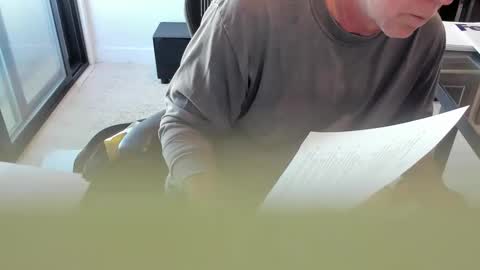 Snapshot of fhetzl chatting on November 9, 2025, 10:41 pm fhetzl online show from November 9, 2025, 10:41 pm