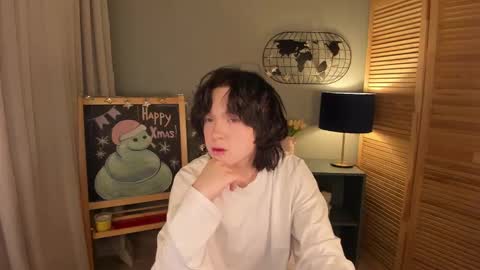 fiamoory online show from January 13, 2025, 1:34 am