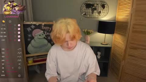 fiamoory online show from January 17, 2025, 1:15 am