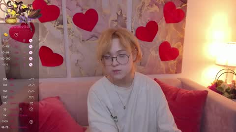 fiamoory online show from February 25, 2025, 2:14 am