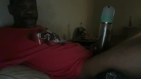 bihungdaddyinthebayarea online show from April 19, 2026, 3:17 am