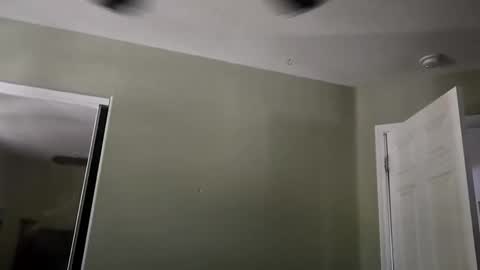 fightusfire32 online show from November 10, 2025, 7:02 pm