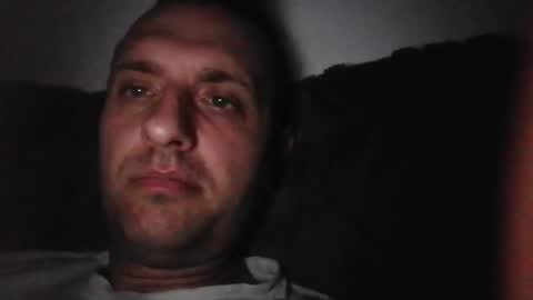 Snapshot of figonik chatting on February 18, 2025, 9:20 pm Nick online show from February 18, 2025, 9:20 pm