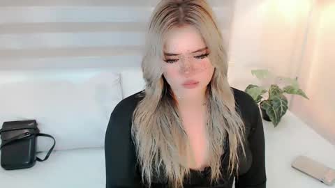  Angela  DONT FORGET TO FOLLOW AND GIVE ME APPRECIATION online show from March 17, 2026, 4:06 am