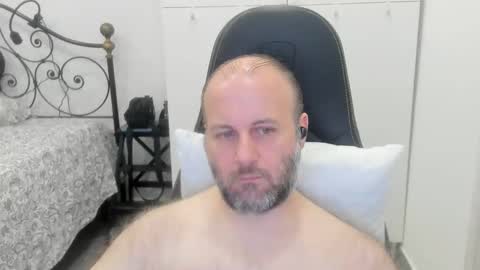 filippo12356 online show from June 3, 2026, 11:57 am