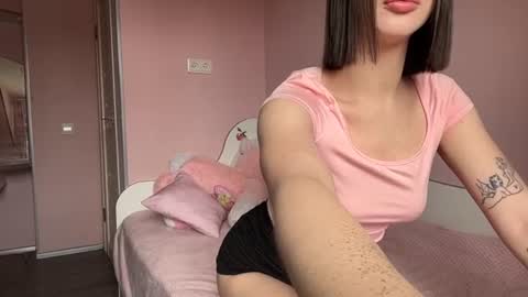 fillypi2 online show from June 18, 2026, 11:25 am