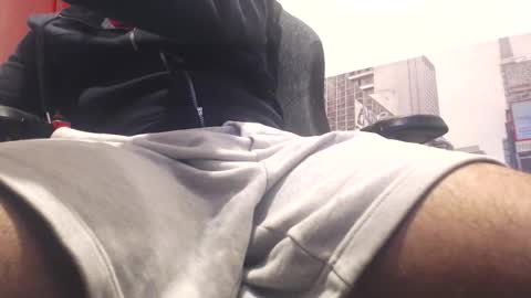 Snapshot of filouxx70 chatting on October 19, 2025, 5:13 pm filouxx70 online show from October 19, 2025, 5:13 pm