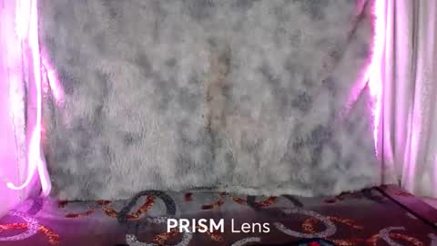 Belle online show from April 14, 2026, 10:43 am