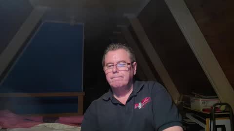 finderfiner online show from October 10, 2025, 9:41 am