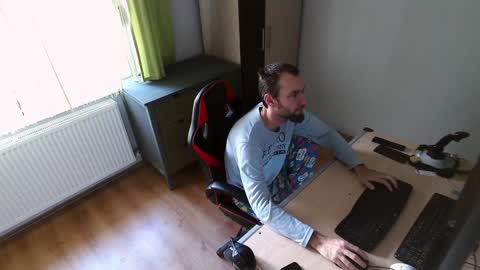 Jane and Findo online show from January 5, 2025, 8:22 am