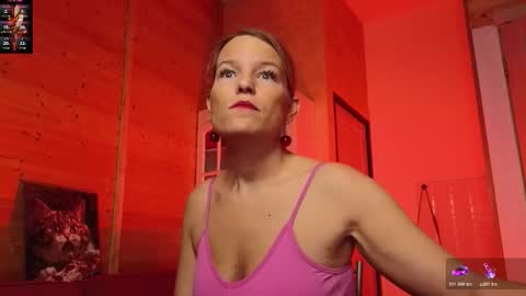 Lady online show from March 3, 2026, 12:33 pm