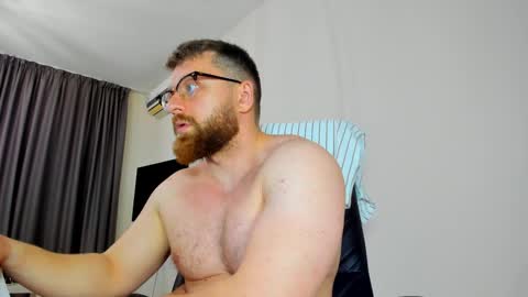 FindomGuyXXX online show from April 8, 2026, 5:02 pm