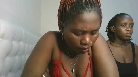 melanie online show from October 25, 2025, 12:45 pm